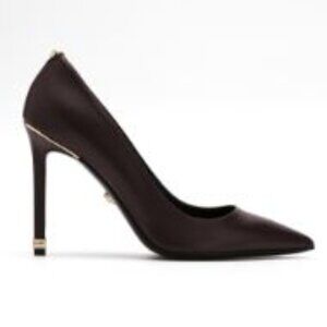 Versace High Heel Medusa Logo Heel Pumps, NWT, size 40